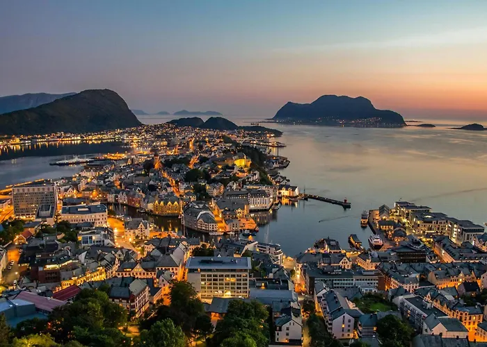 Unik Leilighet I Alesund Sentrum